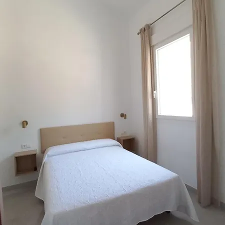 Casa Cuartel El Delfin Малага