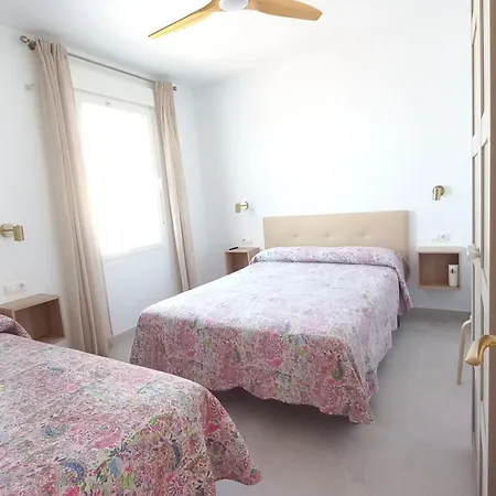 Casa Cuartel El Delfin Дом отдыха Малага