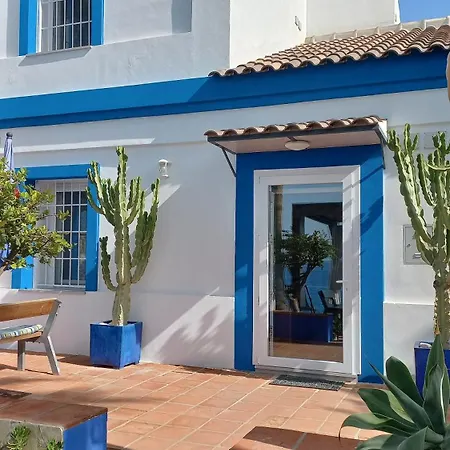 Дом отдыха Casa Cuartel El Delfin Малага