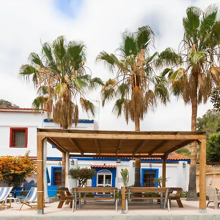 Casa Cuartel El Delfin * マラガ