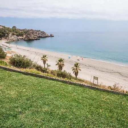 Casa Cuartel El Delfin * Malaga