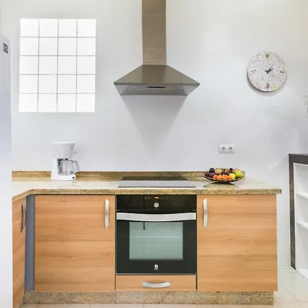 Casa Cuartel El Delfin Holiday home *